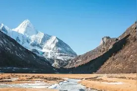 战友们约起来！四川多个景区对军人免门票图片