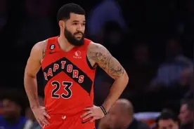 纳斯：高强度的比赛，范弗利特今天对哈利伯顿的防守很棒图片