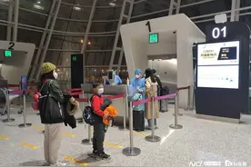 南航新开、恢复多条广深出发国际航线，对外空中通道逐步恢复图片