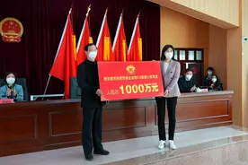 14年爱心敬老路：惠安县亮亮教育基金会发放1亿多元爱心敬老金图片