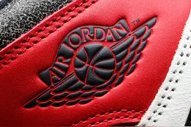 去年买这「十几双 AJ」太赚了！芝加哥、黑脚趾破发！但有几双一涨再涨！图片