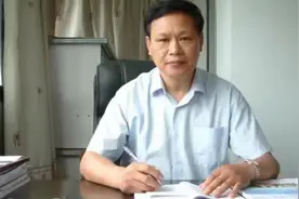 苏东坡第32代后裔苏慎：常州后人座谈缅怀先祖图片