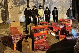 非法买卖、运输、储存烟花爆竹等各类危险物质，闵行警方予以严厉打击图片