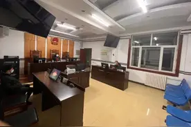 快递小哥撞上外卖小哥因赔偿纠纷上法庭 达成调解后互提醒“今后都要安全驾驶”图片