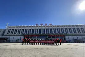 安顺西高铁站：2023春运序幕正式拉开图片