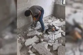 楼上“野蛮装修”，楼下天花板被打薄得剩层皮图片