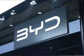 特斯拉搅起“降价潮”，多车企“无奈”加入，比亚迪部分门店售价优惠近万元图片