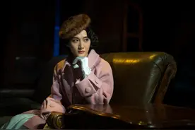 时隔十多年回归话剧舞台，冯文娟要求自己“笨鸟先飞”｜专访图片