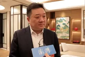 上海两会｜患者在华山医院扔下的10万元后续如何？院长毛颖来回应