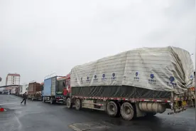 “如果今天无罪，明天就出车”：涉疫获刑四年，货车司机申请再审图片