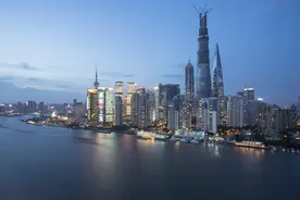 谁撑起四万亿GDP城市：上海靠外贸，北京靠万亿区图片