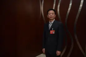 市公园管理中心主任张勇：今年将推动国家植物园五洲温室群等落地图片