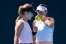 （体育）网球——澳网：朱琳/布林科娃女双止步首轮图片