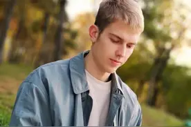 德国留学生在豫求学8年，一口“河南话”圈粉无数 网友：传播河南“好声音”图片