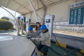 春节回家害怕电动汽车半途充不上电？国网镇江供电公司早有准备图片