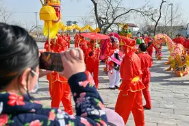 新春走基层｜安徽蚌埠：“村晚”火热 好戏连连图片