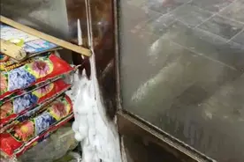 壹点记者对话-53℃下的漠河市民：门缝冒冷气，雪糕不放冰箱冻得梆梆硬图片
