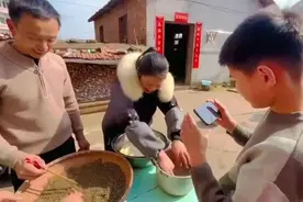 看！那束光照亮了童年！|“浙”里的年味④图片