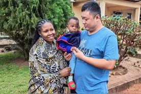 坦桑尼亚坠机被中国人救起的婴儿多了个妹妹！孩子父亲这样说图片