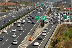 返程高峰来了！浙江多条高速拥堵缓行图片