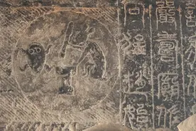 看月兔捣药：祈福平安健康！图片