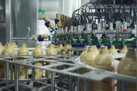 青啤原浆成春节“桌宠，原浆“热”的背后，全链条的“冷”实力图片