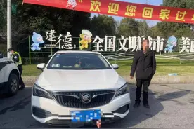 掉头、逆行、再掉头？在高速上岂能这么开……图片