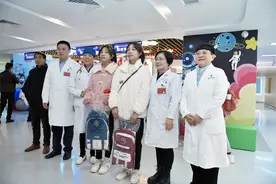 湖南首例分离成功联体双胞胎，已是身高1米63的大姑娘了图片