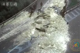 事发福建高速，满地都是碎玻璃！接下来一幕……图片