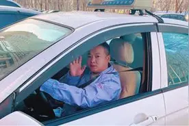沈阳的哥自拍“出租车奇遇记”火出圈图片