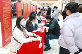 洪湖：春风送岗 8000个岗位等你留洪就业图片