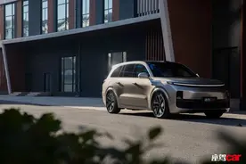 理想L9——面面俱到的“移动生活家”| CAR REVIEWS图片