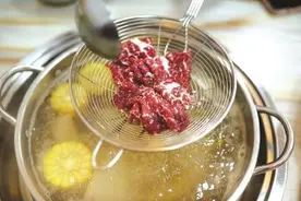 脖仁、吊龙、肥牛……涮火锅应选什么牛肉？图片