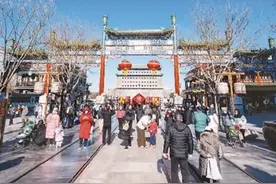 行走中国迎新春图片