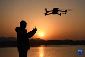 光影寄乡愁——“00后”大学生回乡记图片