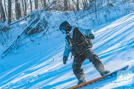 冬“勇”者|合肥小伙滑雪曾摔到失忆与昏迷 仍不放弃热爱图片