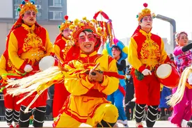 海阳大秧歌贺年会激情开演，20万人次观看直播图片
