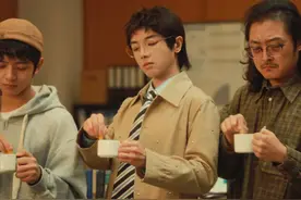 华晨宇新歌《飞行模式》MV上线 ，带职场人进入松弛时空图片