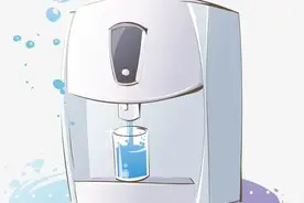 你喝的饮用水，真的健康吗？定期清洗饮水机 防止细菌繁殖图片