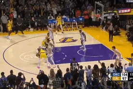 出生于贫民窟的单亲家庭，曾遭众叛亲离……詹姆斯如何成为“历史第一”？图片