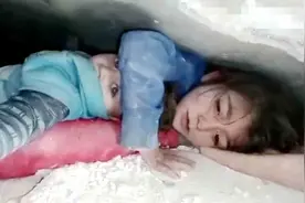 土耳其大地震9个温暖的瞬间图片