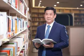 校长春节看了什么电影？藏在开学讲话里的“影评”图片