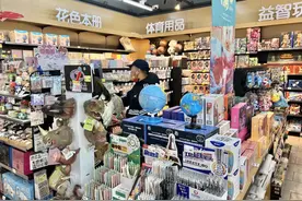 开学季文具消费火热！热卖品类销量翻番，手账文具既治愈又新颖图片