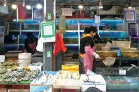 海鲜大降价 ！昆明菜市场活虾比春节期间便宜了近80元图片