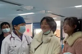 冲上热搜！连体女婴术后14年，她们长成了……图片