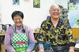 烧烤味回来了！23年夫妻烧烤店回归蒸蒸日上的生活图片