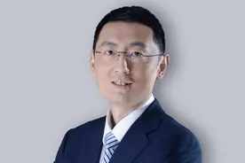 前海开源人工智能违规重仓新能源，“风格漂移”的曲扬亏麻了！图片