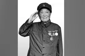 长征路上年龄最小的红军战士、贺龙元帅外甥向轩逝世，享年97岁图片