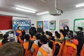 居委会的一天是啥样的？“小小社工”亲身体验！图片