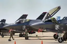 印度航展昨开幕，美空军F-35A亮相“助兴”图片